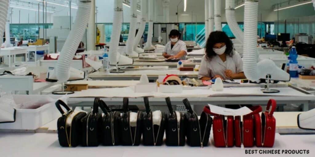 As bolsas Prada são fabricadas na China?